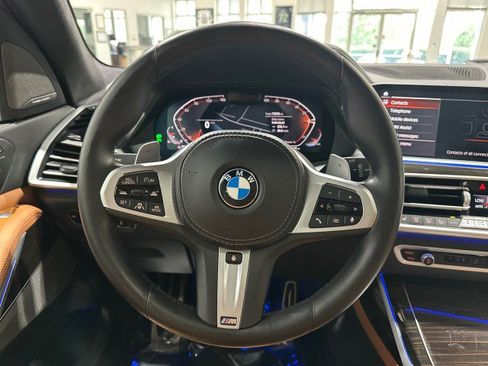 Used 2021 BMW X7 xDrive40i w/ M Sport Package AWD/4WD image 65