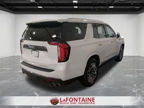Used 2024 GMC Yukon Denali Ultimate AWD/4WD image 8