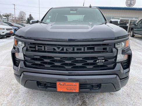 Used 2023 Chevrolet Silverado 1500 Custom image 18