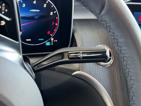 Certified 2025 Mercedes-Benz GLC 300 image 33