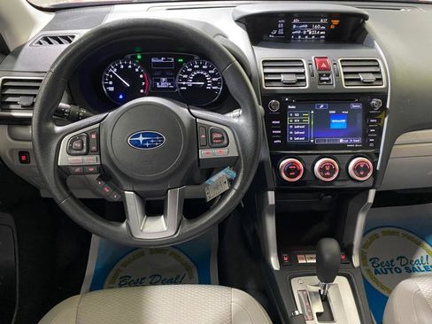 Used 2017 Subaru Forester 2.5i Premium AWD/4WD image 12