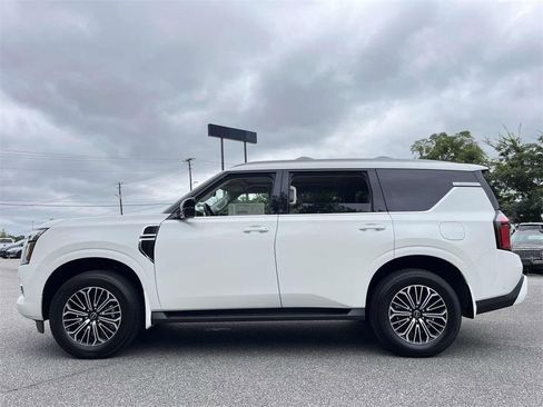 New 2026 Nissan Armada Platinum w/ Convenience Package image 3