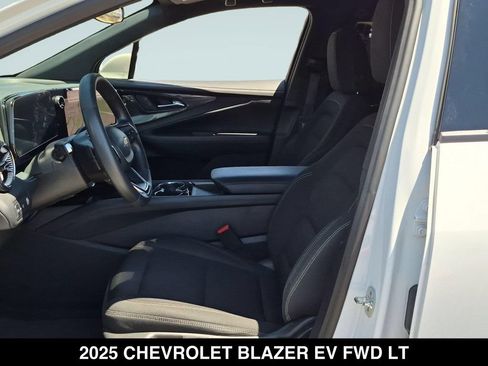 Used 2025 Chevrolet Blazer EV LT FWD image 14