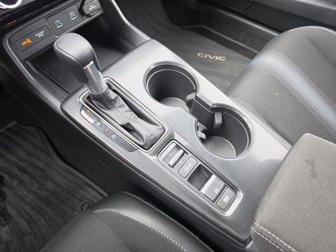 Used 2025 Honda Civic Sport image 23