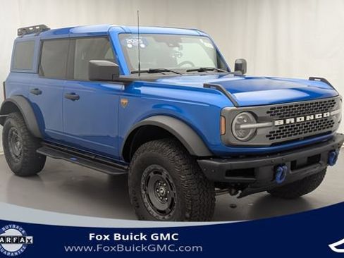 Used 2025 Ford Bronco Badlands w/ Sasquatch Package AWD/4WD image 3
