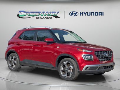 Used 2023 Hyundai Venue Limited w/ Cargo Package