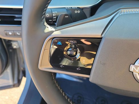 Certified 2025 Nissan Murano Platinum w/ Cargo Package image 25