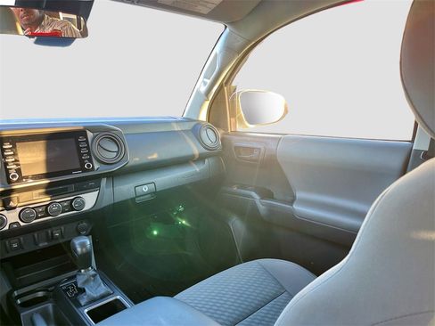 Used 2023 Toyota Tacoma SR image 21