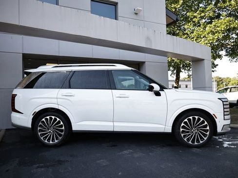 Used 2026 Hyundai Palisade Calligraphy AWD/4WD image 4