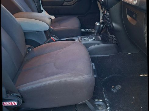 Used 2014 Jeep Wrangler Unlimited Sport w/ Quick Order Package 24S image 10