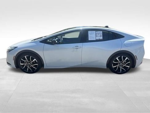 Used 2025 Toyota Prius Plug-In Hybrid w/ Limited Premium Package image 2