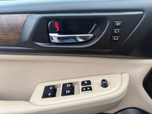 Used 2016 Subaru Outback 2.5i Limited image 22