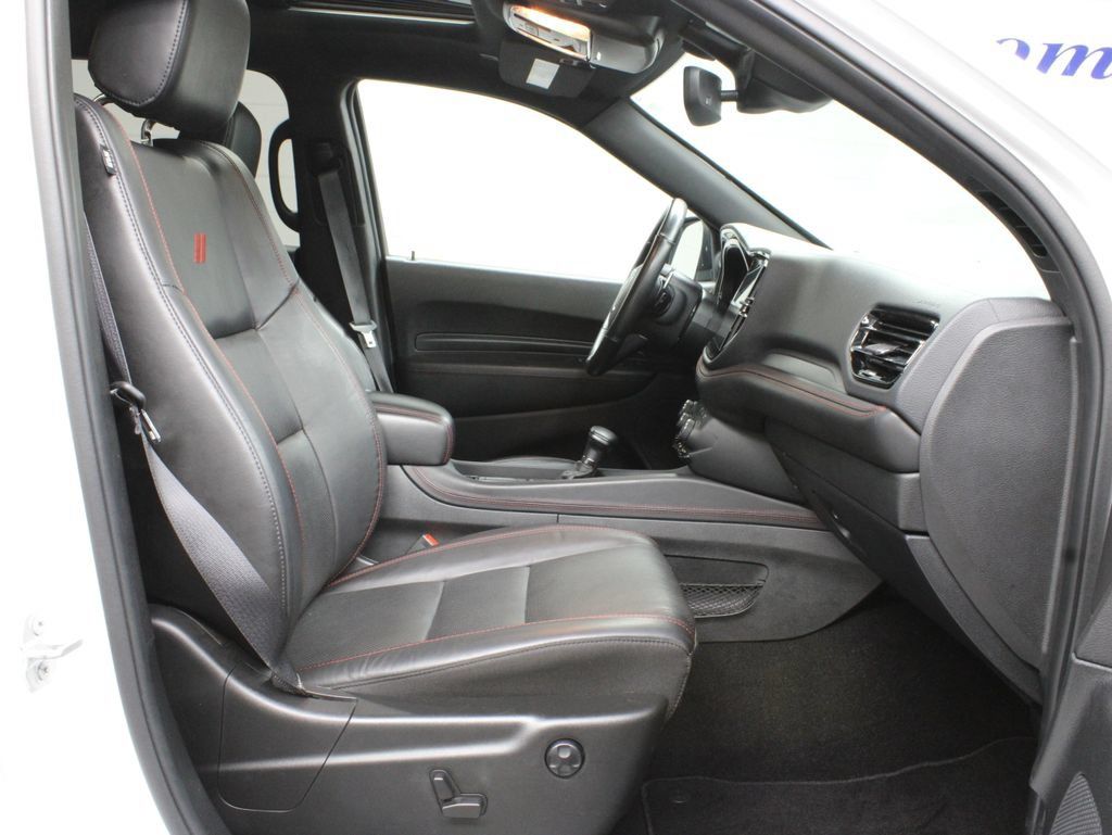 Used 2025 Dodge Durango R/T AWD/4WD image 32