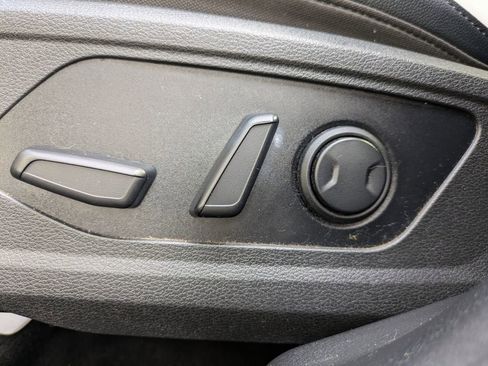 Used 2023 Kia Sportage EX FWD image 22