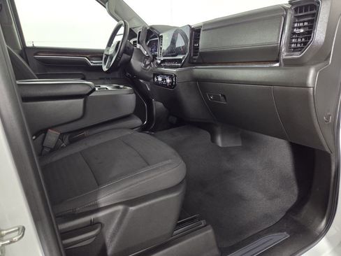 Used 2024 GMC Sierra 1500 Elevation image 33