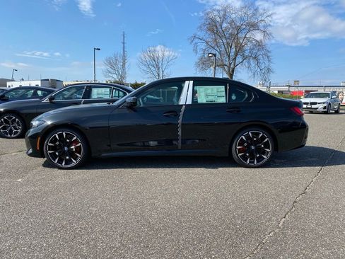 New 2026 BMW 330i xDrive Sedan w/ M Sport Package AWD/4WD image 4