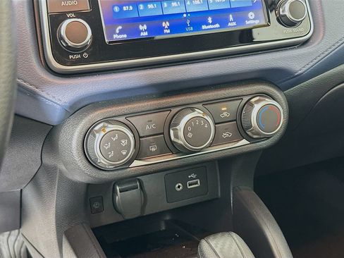 Certified 2025 Nissan Versa SV FWD image 22