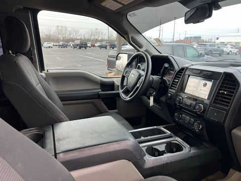 Used 2017 Ford F150 XL w/ Equipment Group 101A Mid image 9