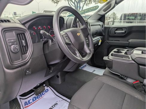 Certified 2025 Chevrolet Silverado 1500 Custom image 9