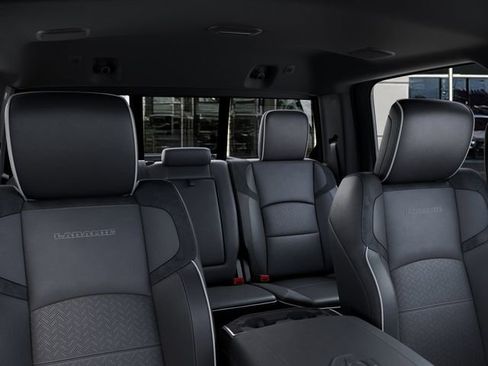 New 2026 RAM 2500 Laramie AWD/4WD image 26
