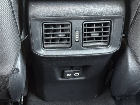 Used 2023 Toyota RAV4 XLE AWD/4WD image 42