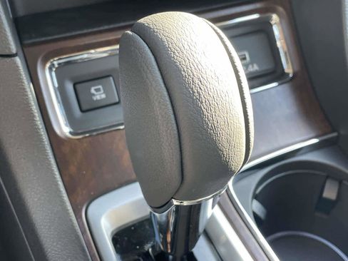 New 2025 Subaru Ascent Touring w/ Popular Package #2 image 37