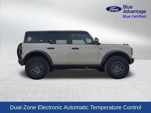 Certified 2025 Ford Bronco Badlands AWD/4WD image 6