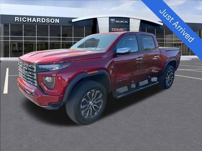 Used 2025 GMC Canyon Denali