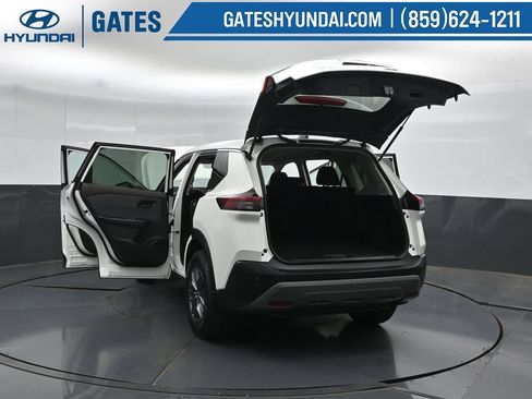 Used 2023 Nissan Rogue S FWD image 53