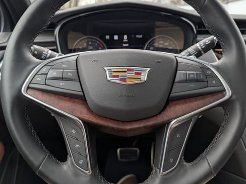 Used 2025 Cadillac XT5 Sportv w/ Technology Package image 20