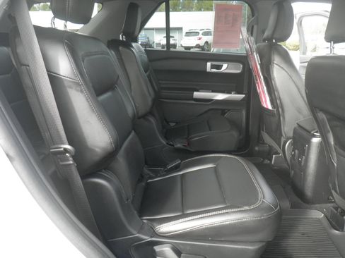 Certified 2024 Ford Explorer XLT w/ Equipment Group 202A image 24