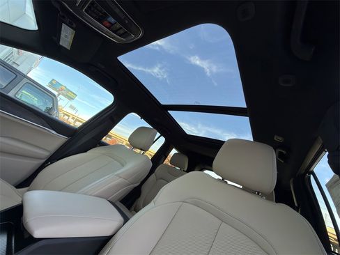 New 2025 Jeep Grand Cherokee Limited w/ Luxury Tech Group II image 20