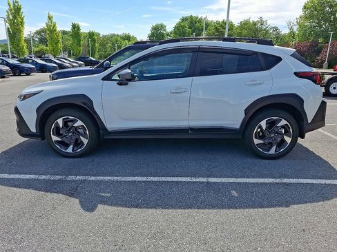Used 2024 Subaru Crosstrek 2.5i Limited w/ Crosstrek Mirror Package AWD/4WD image 4