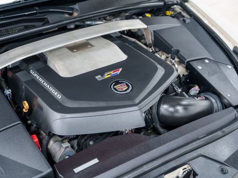 Used 2013 Cadillac CTS V RWD image 26