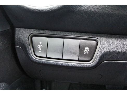 Used 2024 Kia Forte LXS image 19