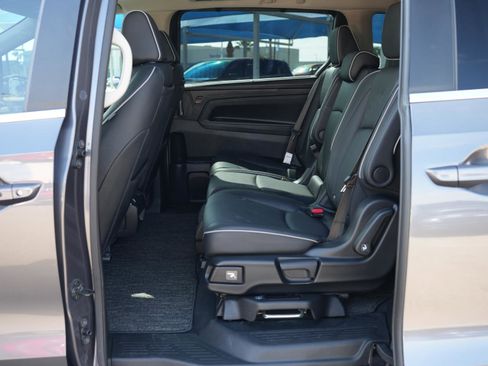 Used 2025 Honda Odyssey Touring image 18