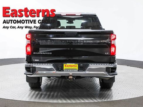 Used 2022 Chevrolet Silverado 1500 LT image 6