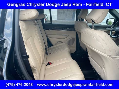 Certified 2023 Jeep Grand Cherokee Limited AWD/4WD image 22