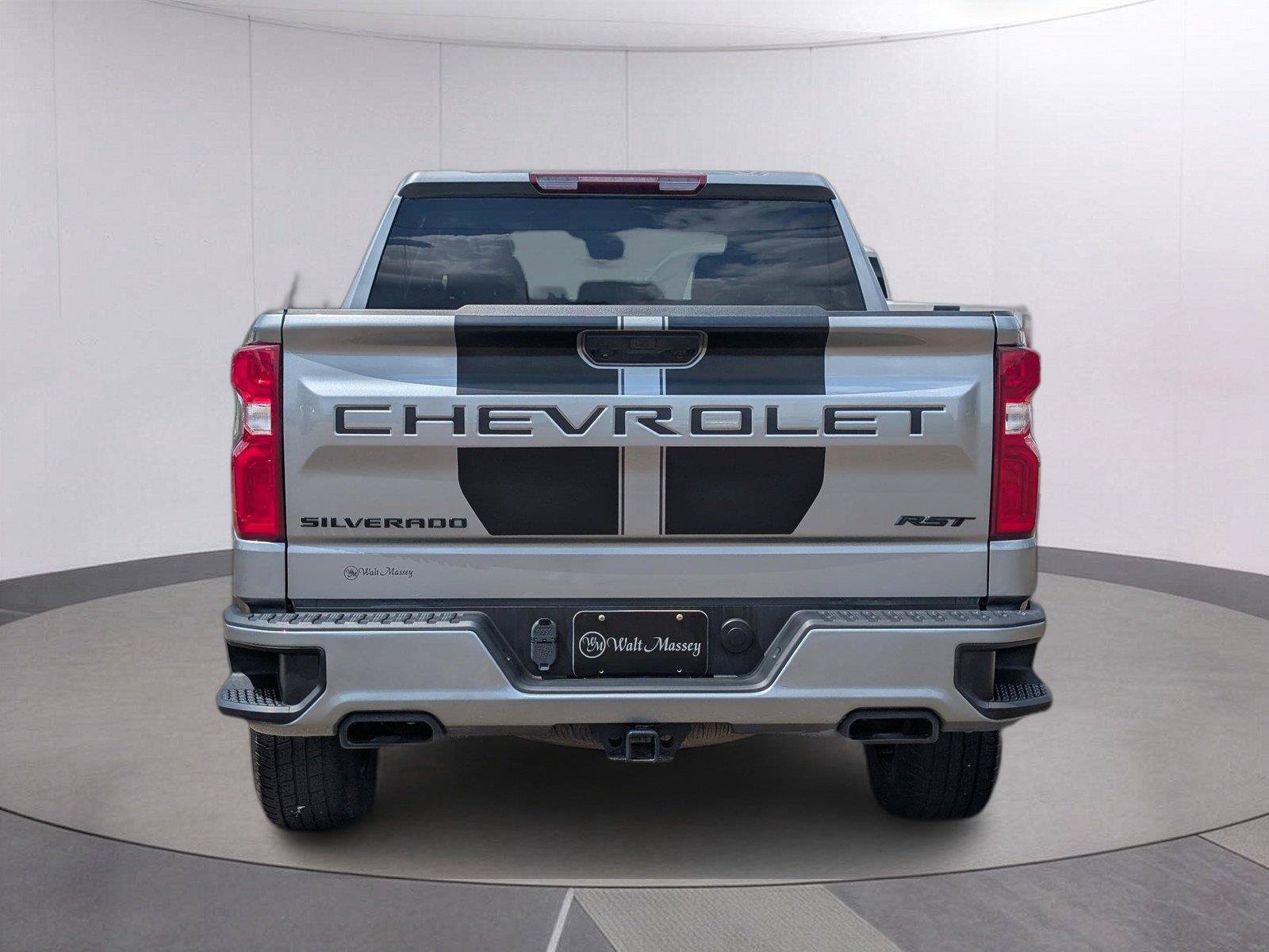 Certified 2023 Chevrolet Silverado 1500 RST w/ Rally Edition AWD/4WD image 4