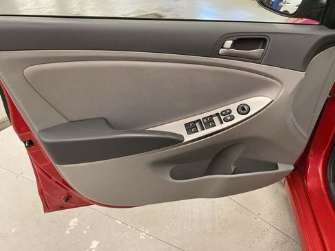 Used 2016 Hyundai Accent SE w/ Option Group 02 FWD image 22