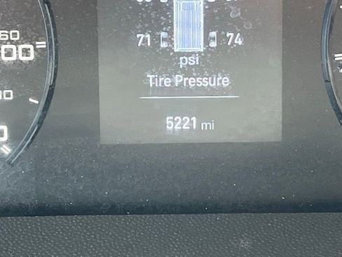 Used 2025 RAM ProMaster 2500 w/ Convenience Group image 12