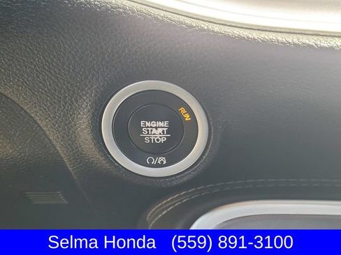 Used 2019 Dodge Challenger SXT w/ Driver Convenience Group RWD image 16