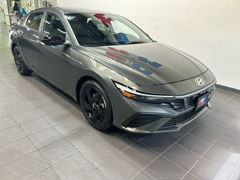 New 2026 Hyundai Elantra Sport FWD image 2