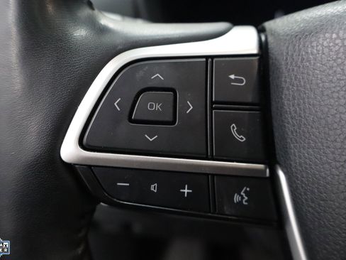 Used 2024 Toyota Grand Highlander AWD image 17
