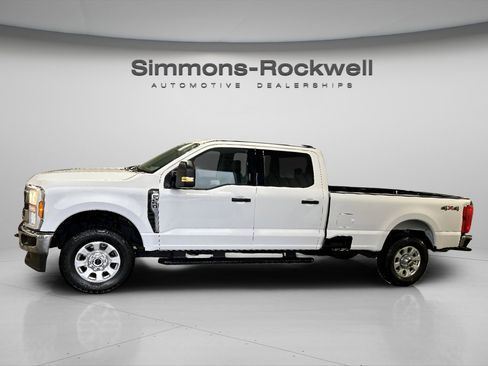 Used 2024 Ford F250 XLT image 8