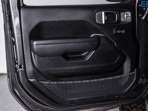 Used 2025 Jeep Wrangler Unlimited Sport S 4xe image 16