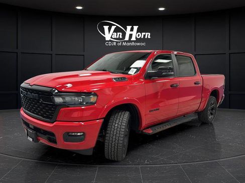 Used 2025 RAM 1500 Big Horn AWD/4WD image 3