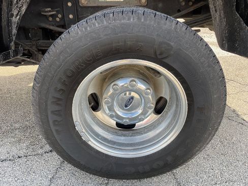 Used 2017 Ford F350 Lariat w/ Lariat Ultimate Package image 12