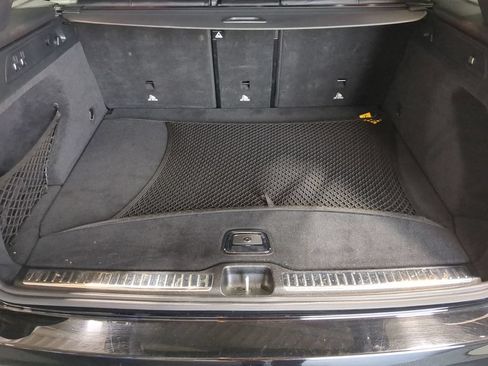 Used 2020 Mercedes-Benz GLC 43 AMG 4MATIC w/ Driver Assistance Package image 36
