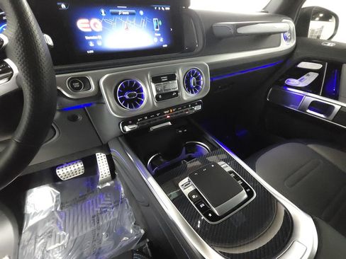 Certified 2025 Mercedes-Benz G 580 w/ EQ Technology image 15
